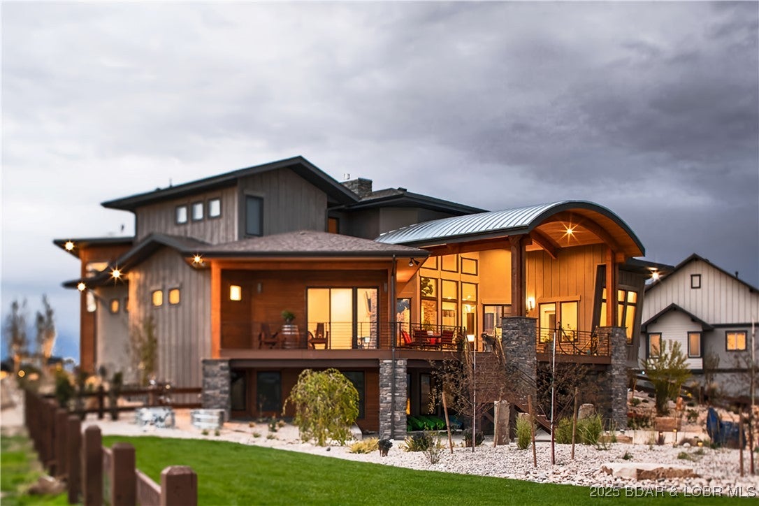 Camdenton, Missouri, 65020, United States, 3 Bedrooms Bedrooms, ,5 BathroomsBathrooms,Residential,Active,2007208