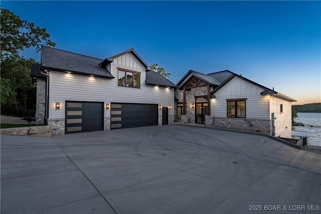 Osage Beach, Missouri, 65065, United States, 6 Bedrooms Bedrooms, ,6 BathroomsBathrooms,Residential,Active,1922661