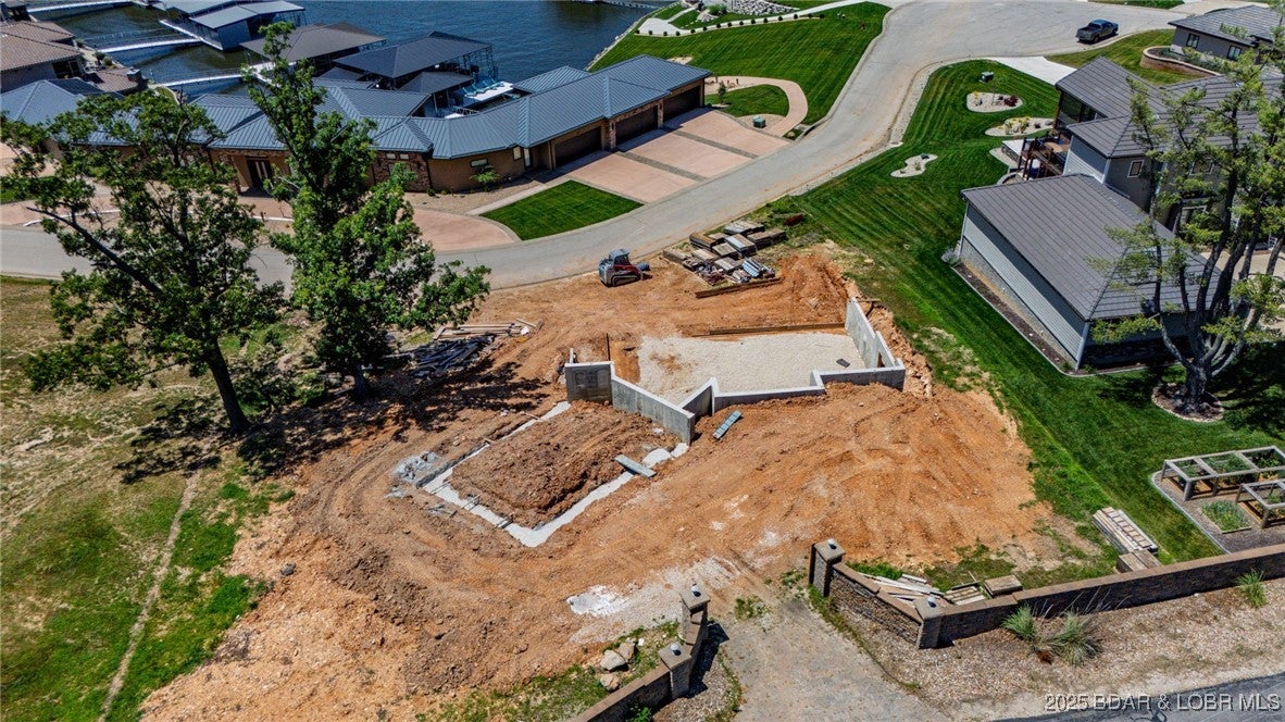 Osage Beach, Missouri, 65065, United States, 4 Bedrooms Bedrooms, ,6 BathroomsBathrooms,Residential,Active,2008268