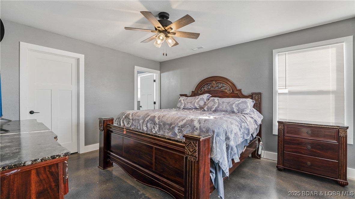 Stoutland, Missouri, 65567, United States, 2 Bedrooms Bedrooms, ,2 BathroomsBathrooms,Residential,Active,2006800