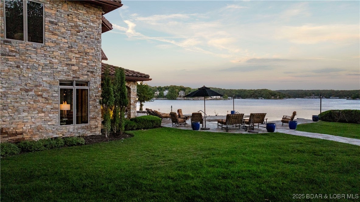 Sunrise Beach, Missouri, 65079, United States, 18 Bedrooms Bedrooms, ,19 BathroomsBathrooms,Residential,Active,1944266