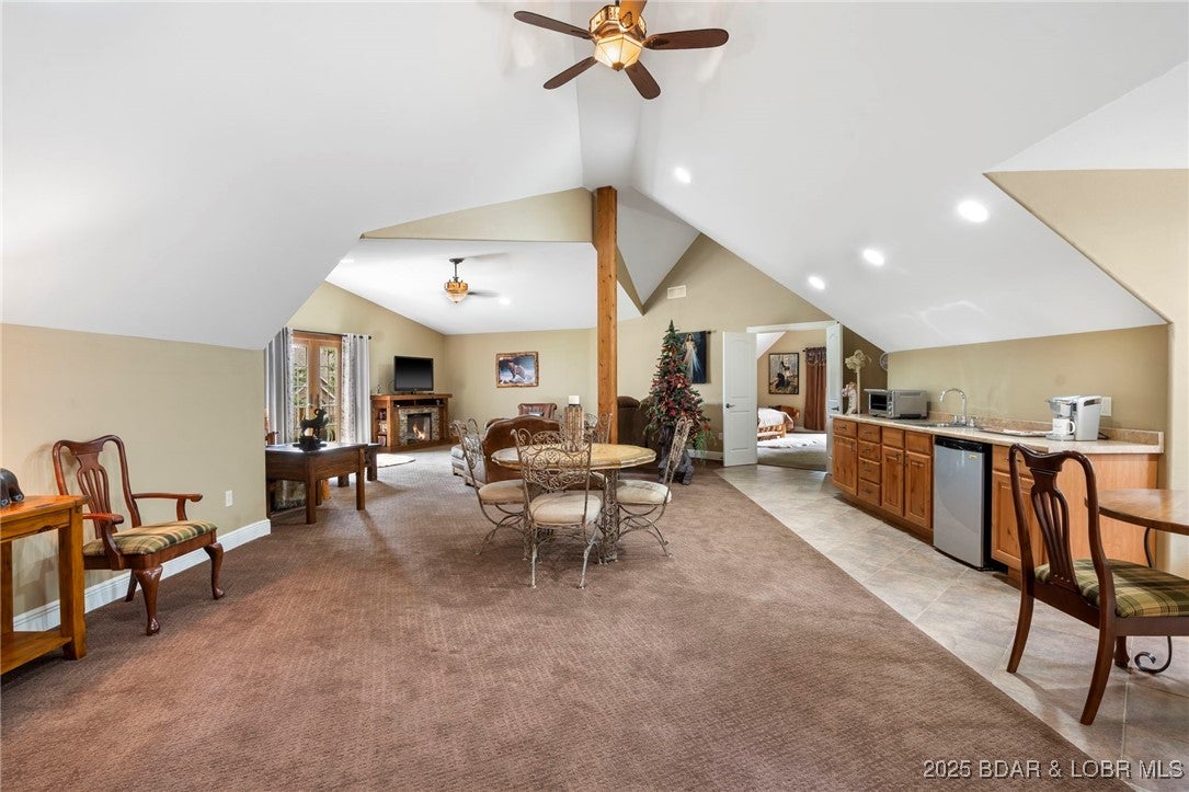 Out Of Area (Bdar), Missouri, 65737, United States, 6 Bedrooms Bedrooms, ,7 BathroomsBathrooms,Residential,Active,1892607