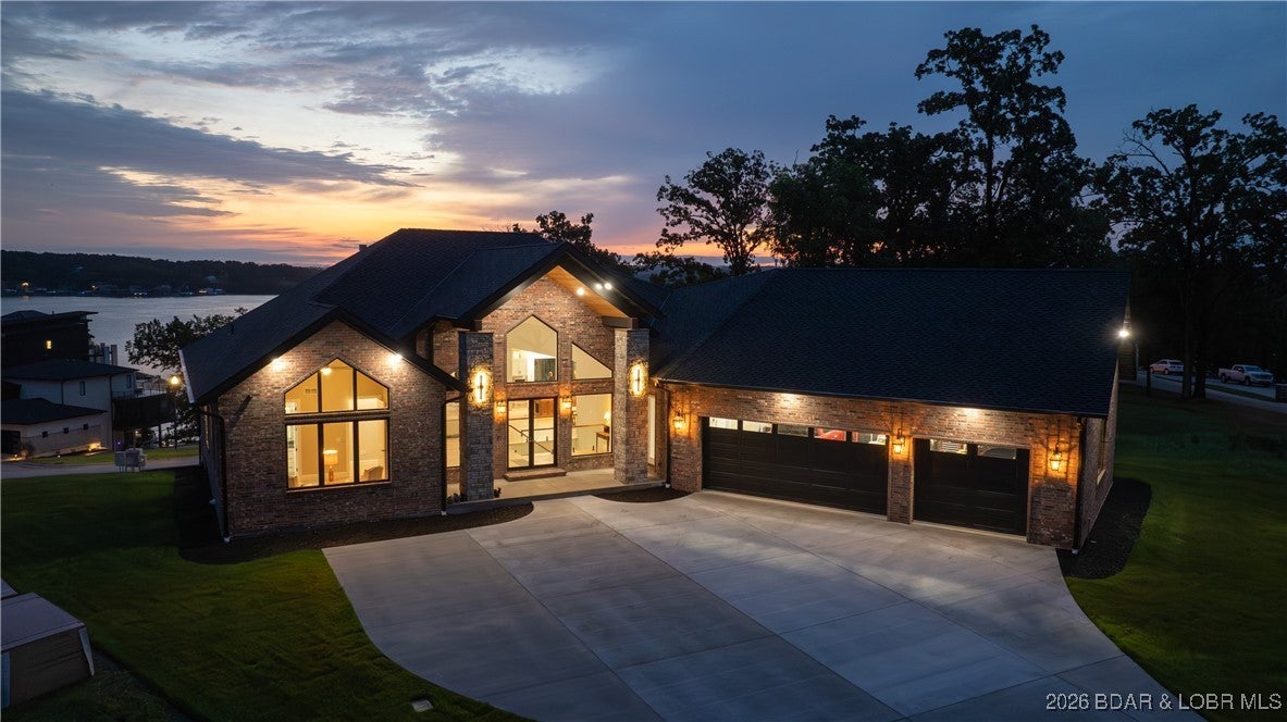 Osage Beach, Missouri, 65065, United States, 4 Bedrooms Bedrooms, ,5 BathroomsBathrooms,Residential,Active,2008724