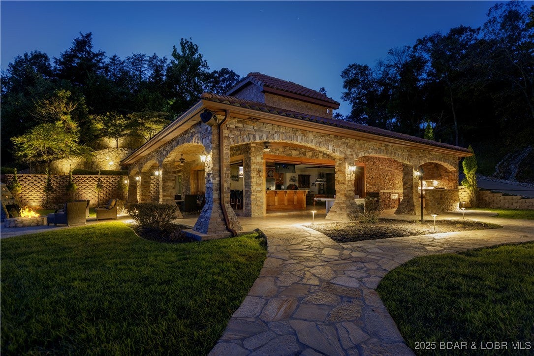 Sunrise Beach, Missouri, 65079, United States, 18 Bedrooms Bedrooms, ,19 BathroomsBathrooms,Residential,Active,1734934