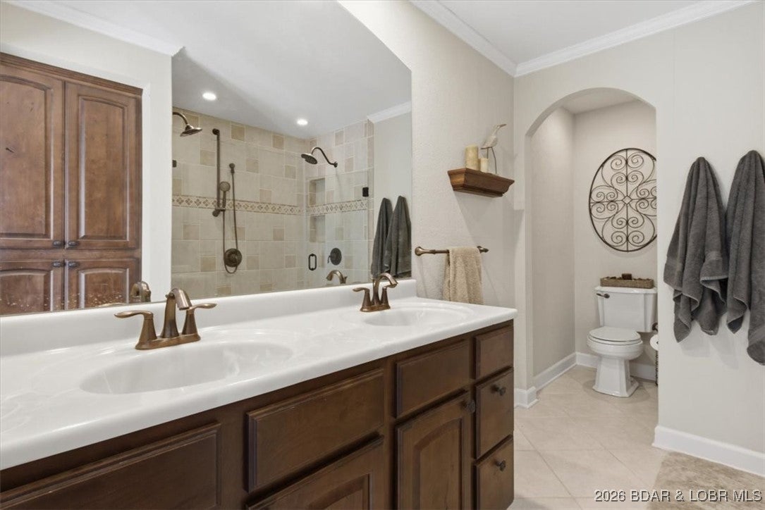 Osage Beach, Missouri, 65065, United States, 5 Bedrooms Bedrooms, ,3 BathroomsBathrooms,Residential,Active,2008728