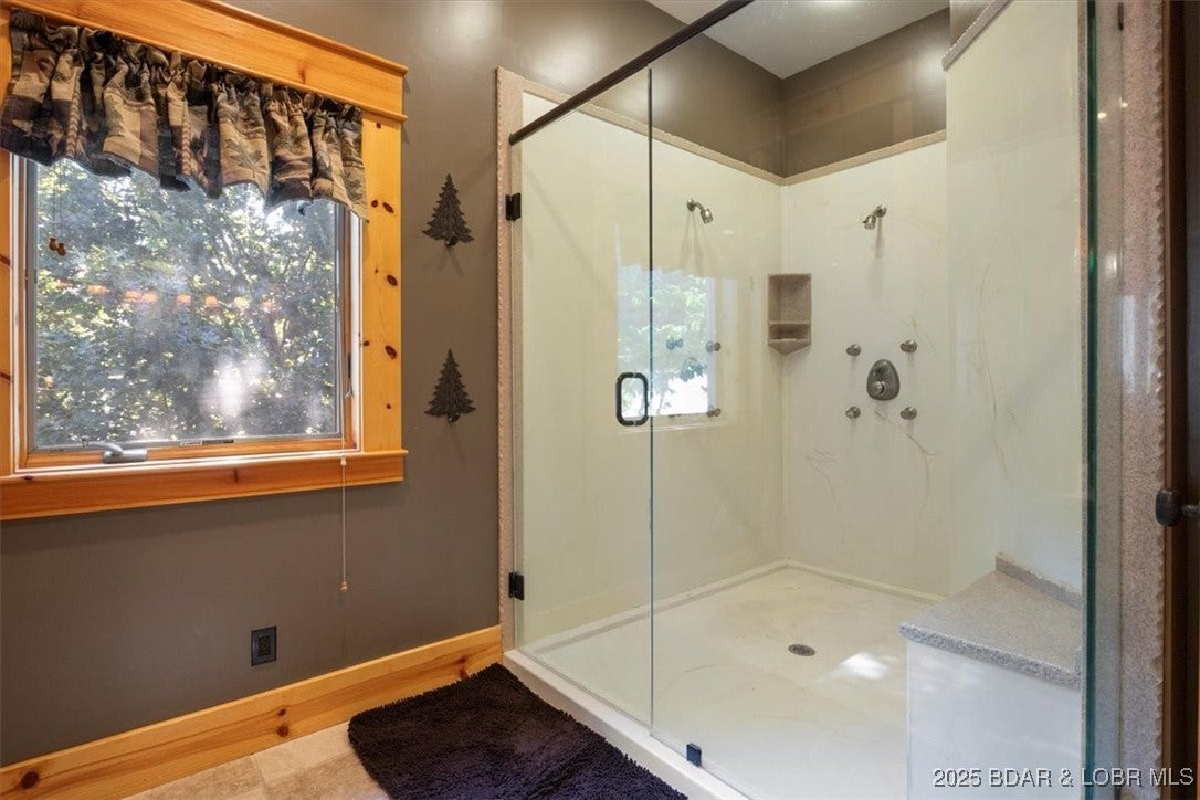 Sunrise Beach, Missouri, 65079, United States, 7 Bedrooms Bedrooms, ,6 BathroomsBathrooms,Residential,Active,1903216