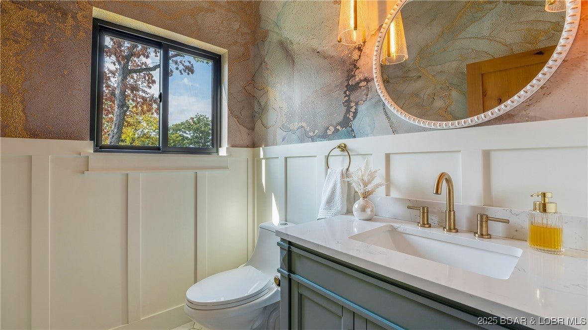 Porto Cima, Missouri, 65079, United States, 6 Bedrooms Bedrooms, ,6 BathroomsBathrooms,Residential,Active,1894189