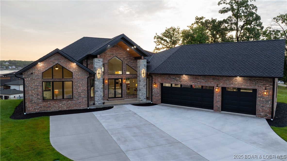 Osage Beach, Missouri, 65065, United States, 4 Bedrooms Bedrooms, ,5 BathroomsBathrooms,Residential,Active,1877825