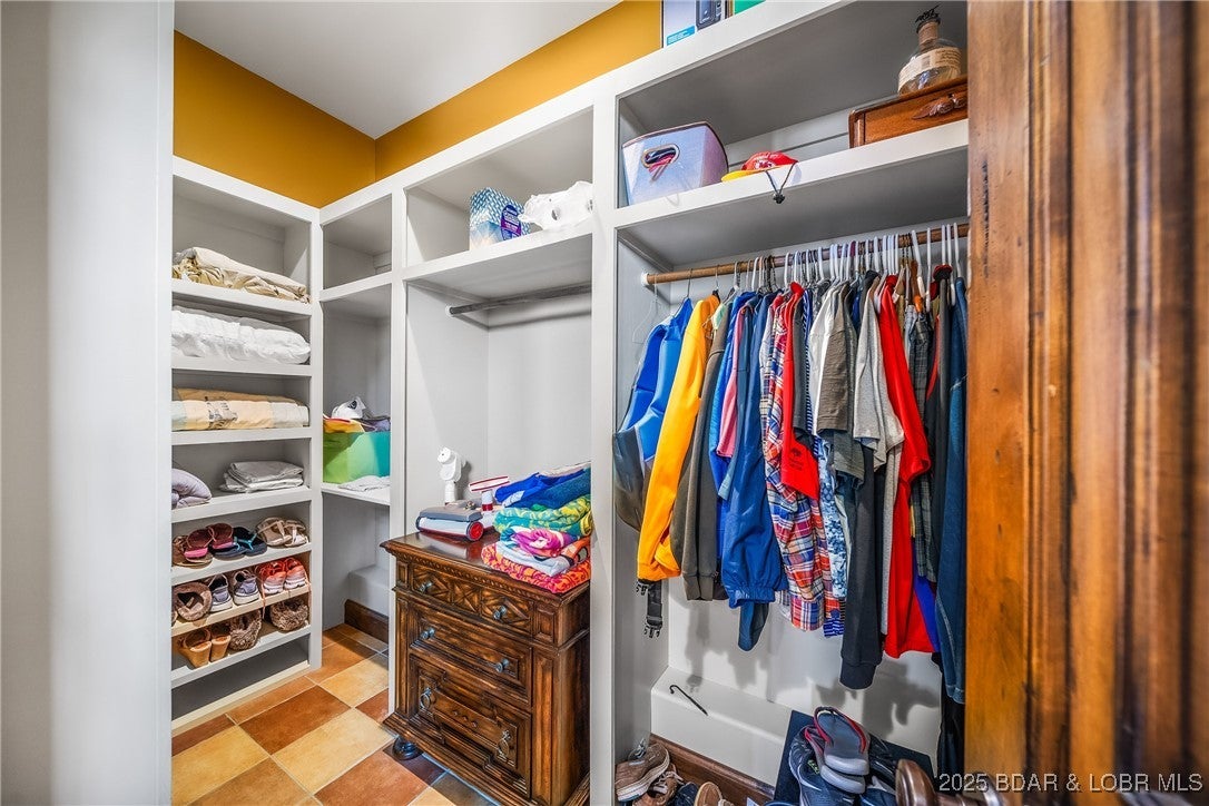 Villages, Missouri, 65079, United States, 5 Bedrooms Bedrooms, ,7 BathroomsBathrooms,Residential,Active,1964268