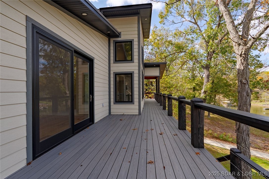 Climax Springs, Missouri, 65324, United States, 5 Bedrooms Bedrooms, ,5 BathroomsBathrooms,Residential,Active,1988443