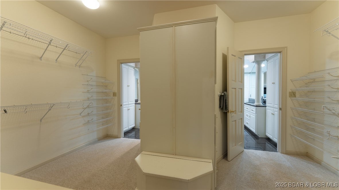 Sunrise Beach, Missouri, 65079, United States, ,7 BathroomsBathrooms,Residential,Active,1748281