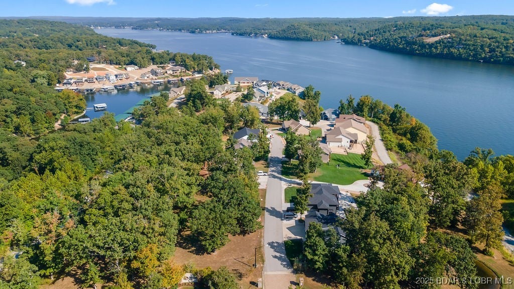 Camdenton, Missouri, 65020, United States, 4 Bedrooms Bedrooms, ,4 BathroomsBathrooms,Residential,Active,1945094