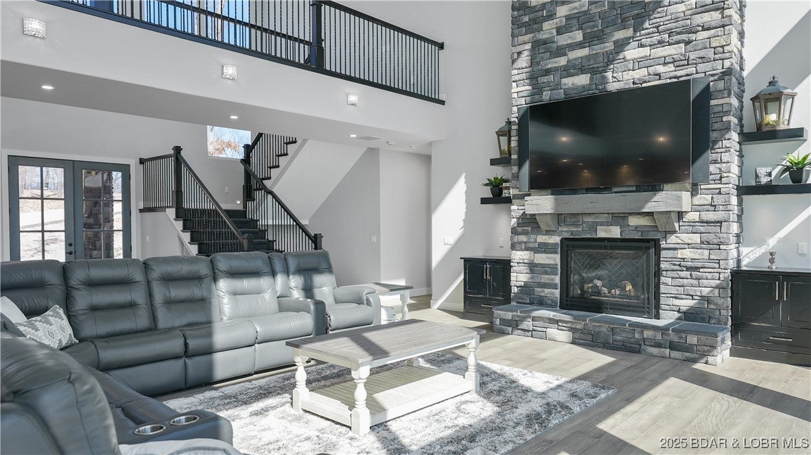 Sunrise Beach, Missouri, 65079, United States, 8 Bedrooms Bedrooms, ,10 BathroomsBathrooms,Residential,Active,1964490