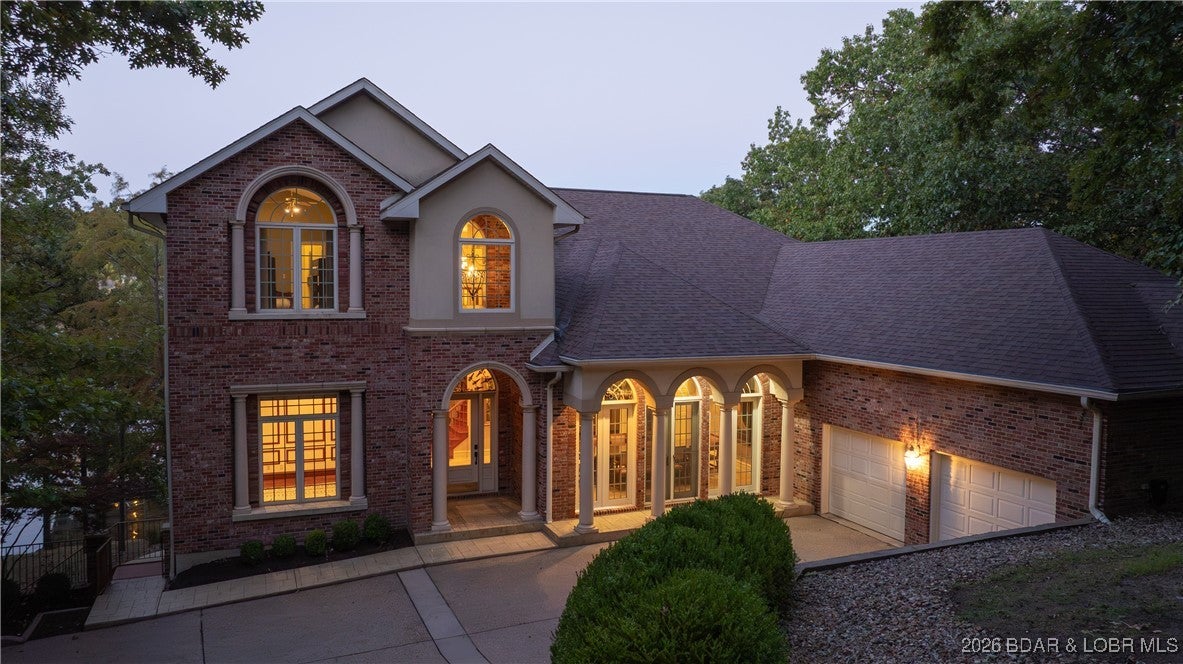 Sunrise Beach, Missouri, 65079, United States, 6 Bedrooms Bedrooms, ,7 BathroomsBathrooms,Residential,Pending,2009370