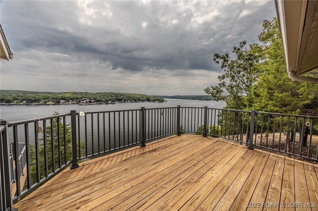 Sunrise Beach, Missouri, 65079, United States, 3 Bedrooms Bedrooms, ,3 BathroomsBathrooms,Residential,Active,1934766