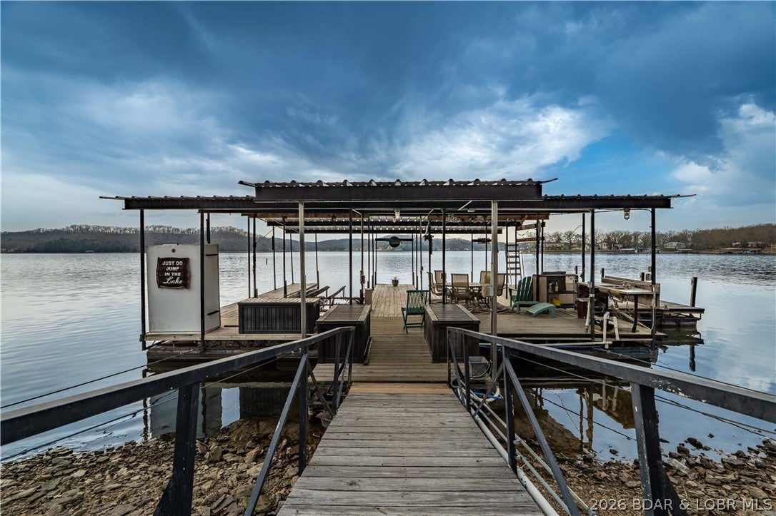 Gravois Mills, Missouri, 65037, United States, 5 Bedrooms Bedrooms, ,3 BathroomsBathrooms,Residential,Active,2032925