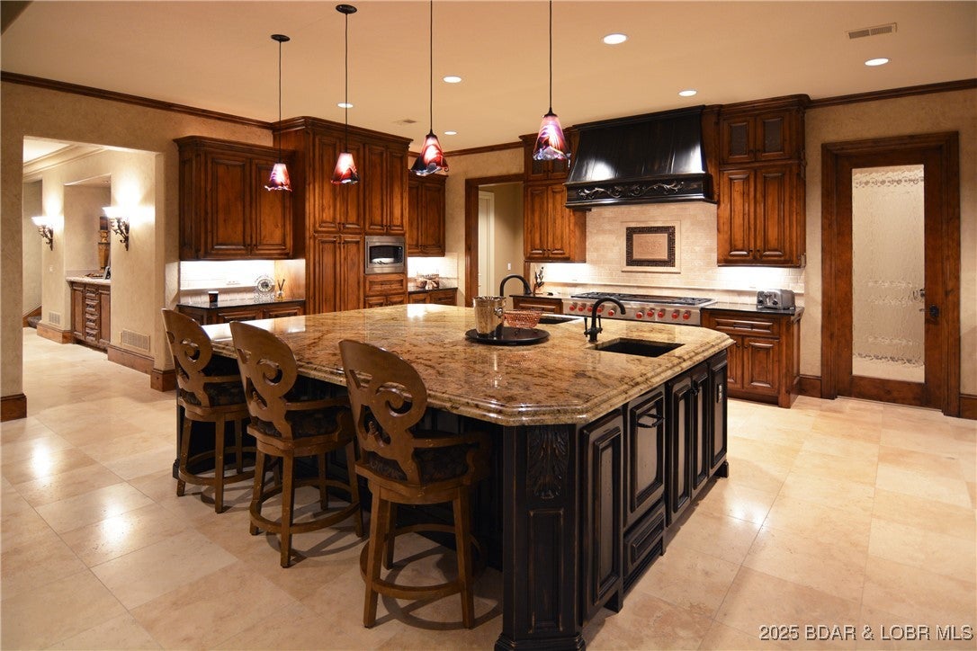 Porto Cima, Missouri, 65079, United States, 5 Bedrooms Bedrooms, ,6 BathroomsBathrooms,Residential,Active,1989748