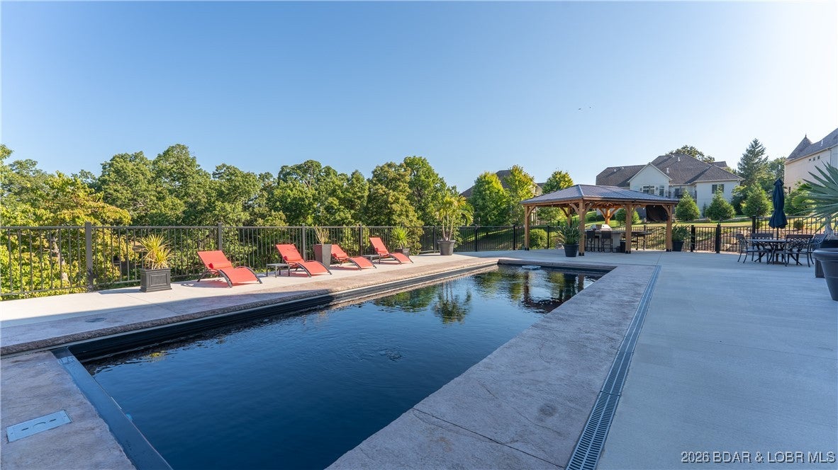 Osage Beach, Missouri, 65065, United States, 8 Bedrooms Bedrooms, ,8 BathroomsBathrooms,Residential,Active,2012239