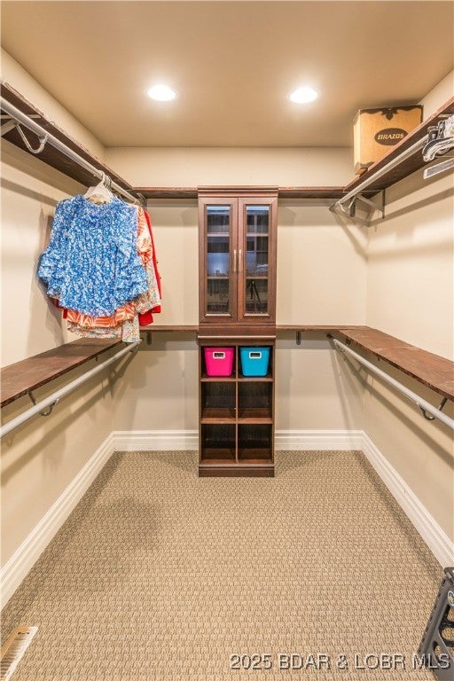 Jefferson City, Missouri, 65109, United States, 4 Bedrooms Bedrooms, ,4 BathroomsBathrooms,Residential,Active,1990045