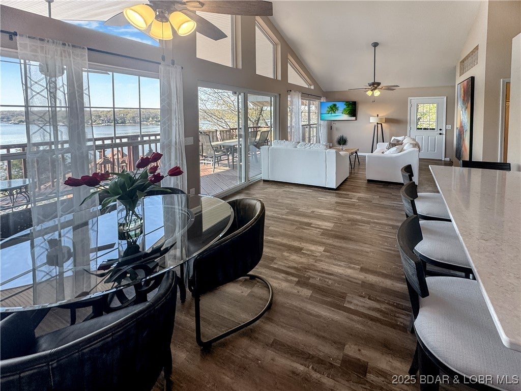 Sunrise Beach, Missouri, 65079, United States, 18 Bedrooms Bedrooms, ,19 BathroomsBathrooms,Residential,Active,1734934