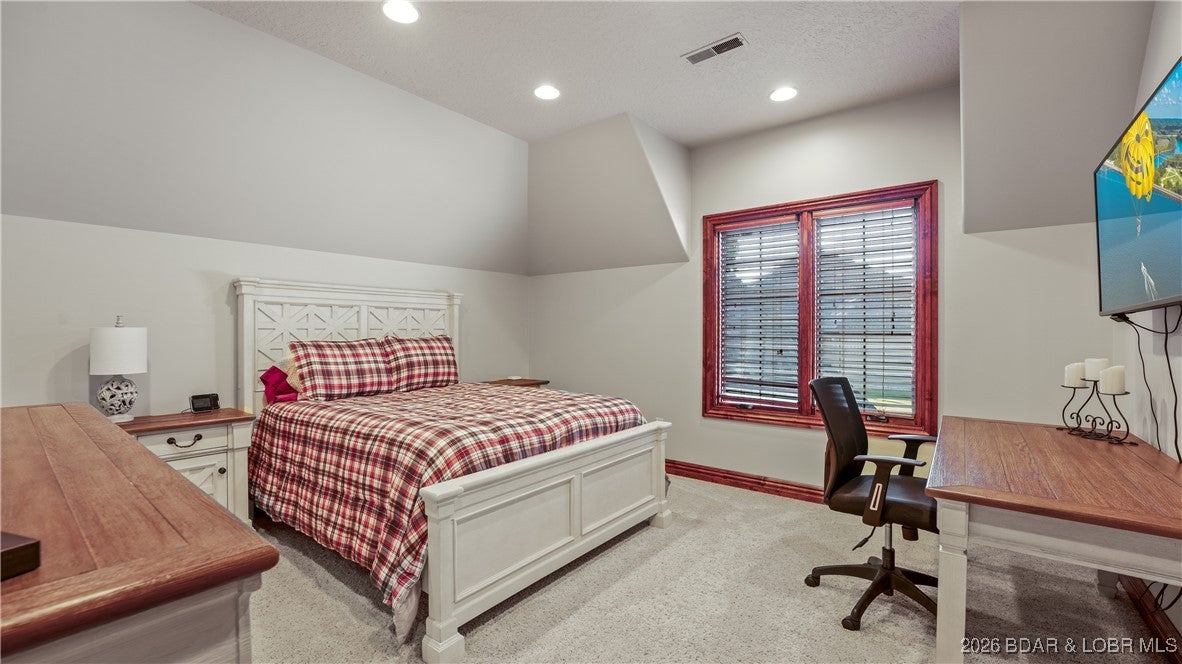 Osage Beach, Missouri, 65065, United States, 8 Bedrooms Bedrooms, ,8 BathroomsBathrooms,Residential,Active,2012239