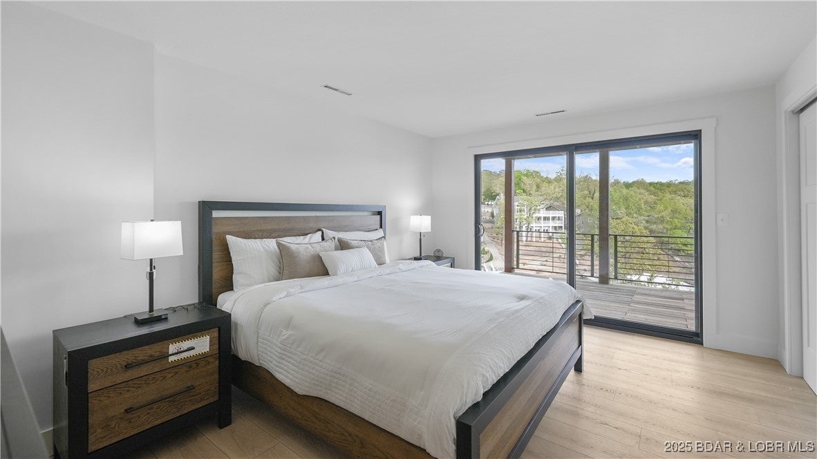 Osage Beach, Missouri, 65065, United States, 4 Bedrooms Bedrooms, ,4 BathroomsBathrooms,Residential,Active,1946330