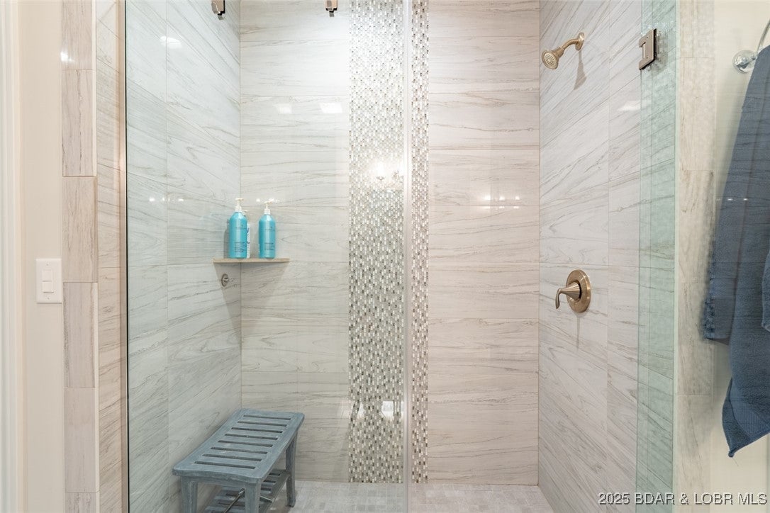 Sunrise Beach, Missouri, 65079, United States, 4 Bedrooms Bedrooms, ,5 BathroomsBathrooms,Residential,Active,2008284