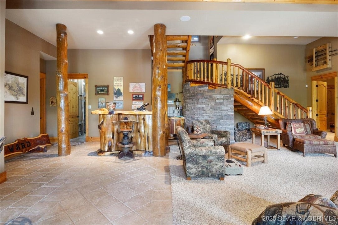 Sunrise Beach, Missouri, 65079, United States, 7 Bedrooms Bedrooms, ,6 BathroomsBathrooms,Residential,Active,1973357