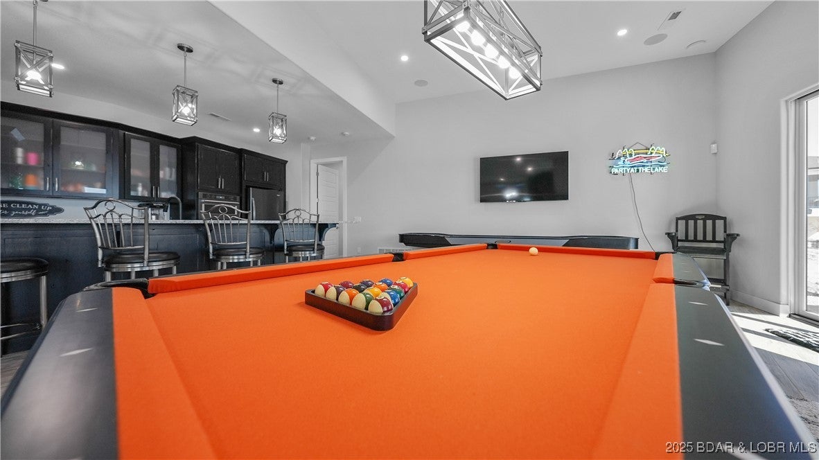 Sunrise Beach, Missouri, 65079, United States, 8 Bedrooms Bedrooms, ,10 BathroomsBathrooms,Residential,Active,1964490