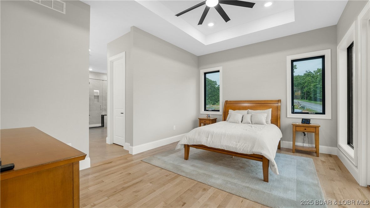 Osage Beach, Missouri, 65065, United States, 4 Bedrooms Bedrooms, ,5 BathroomsBathrooms,Residential,Active,1877825