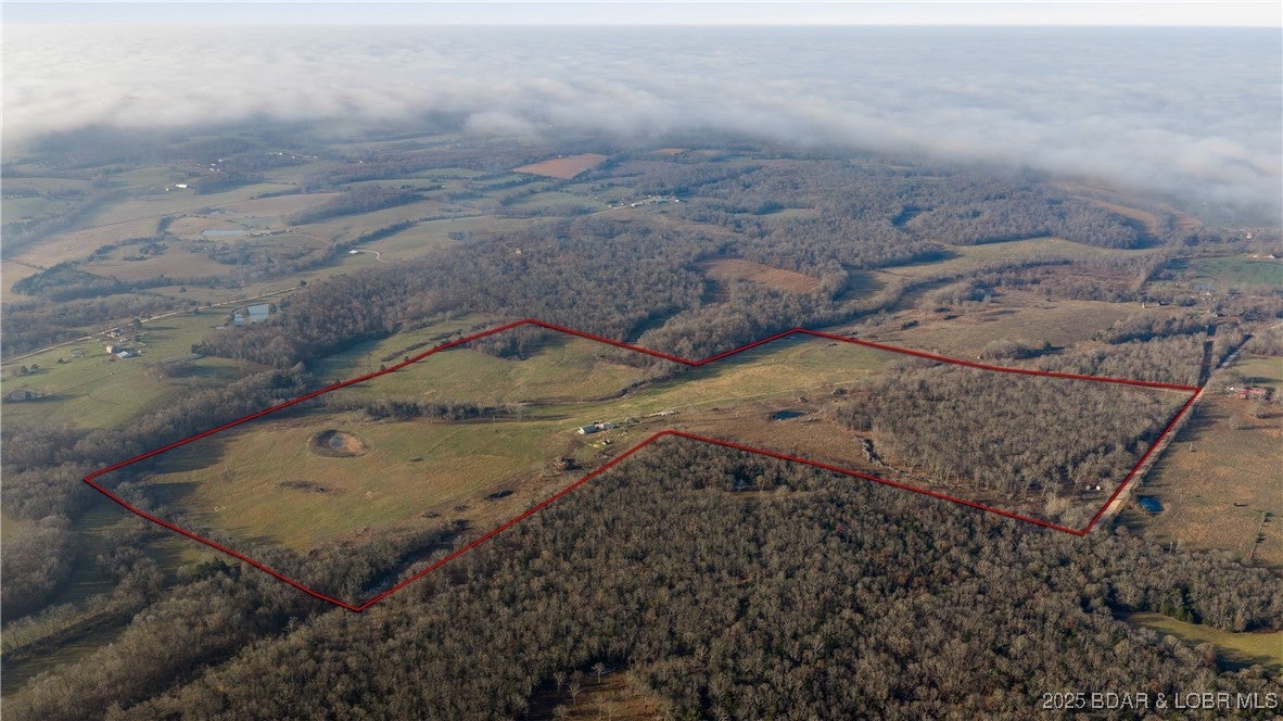 Stoutland, Missouri, 65567, United States, 2 Bedrooms Bedrooms, ,2 BathroomsBathrooms,Residential,Active,2006800