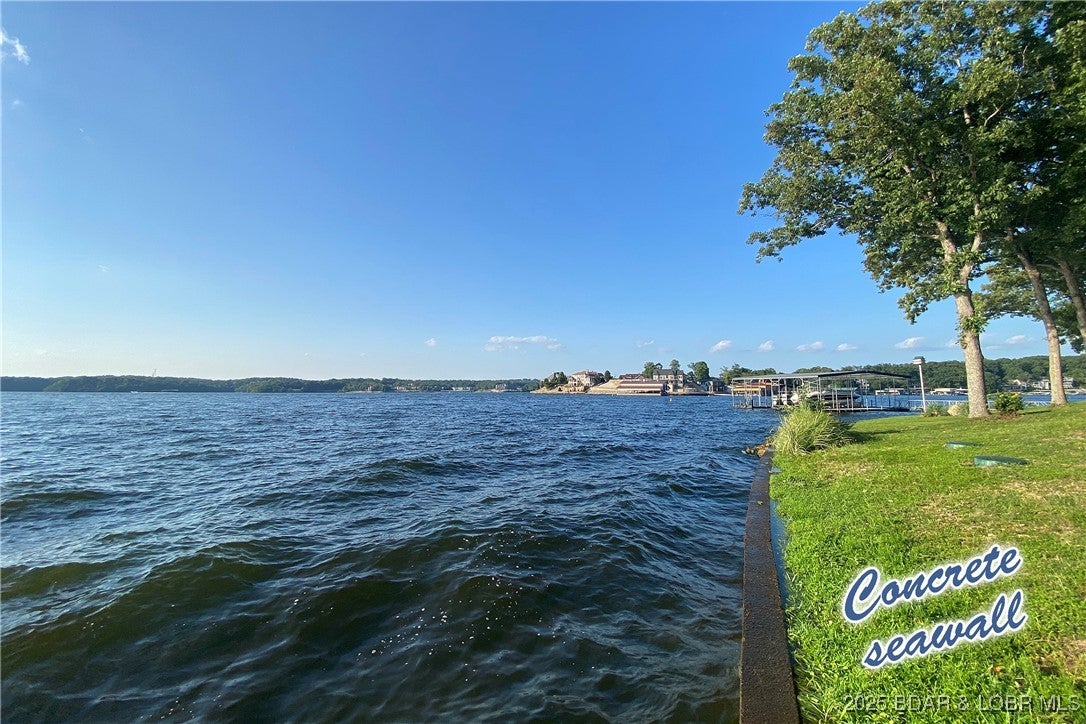 Sunrise Beach, Missouri, 65079, United States, 5 Bedrooms Bedrooms, ,5 BathroomsBathrooms,Residential,Active,2007146