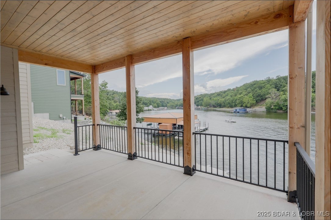 Sunrise Beach, Missouri, 65079, United States, 4 Bedrooms Bedrooms, ,5 BathroomsBathrooms,Residential,Active,1843842
