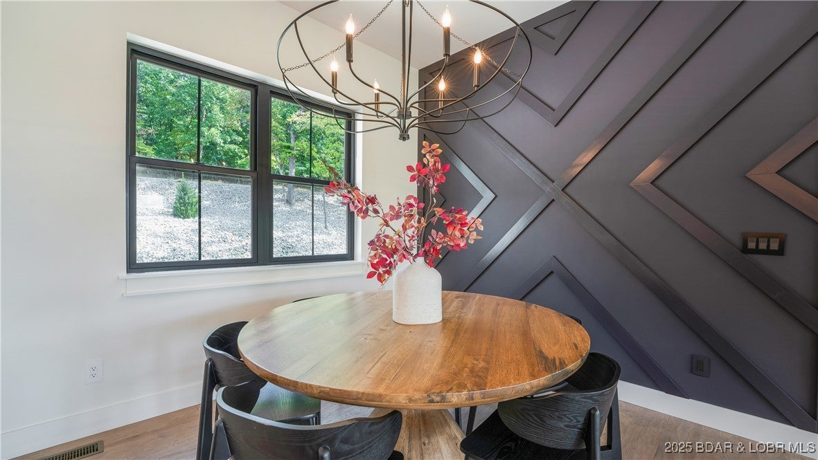 Porto Cima, Missouri, 65079, United States, 6 Bedrooms Bedrooms, ,6 BathroomsBathrooms,Residential,Active,1894189