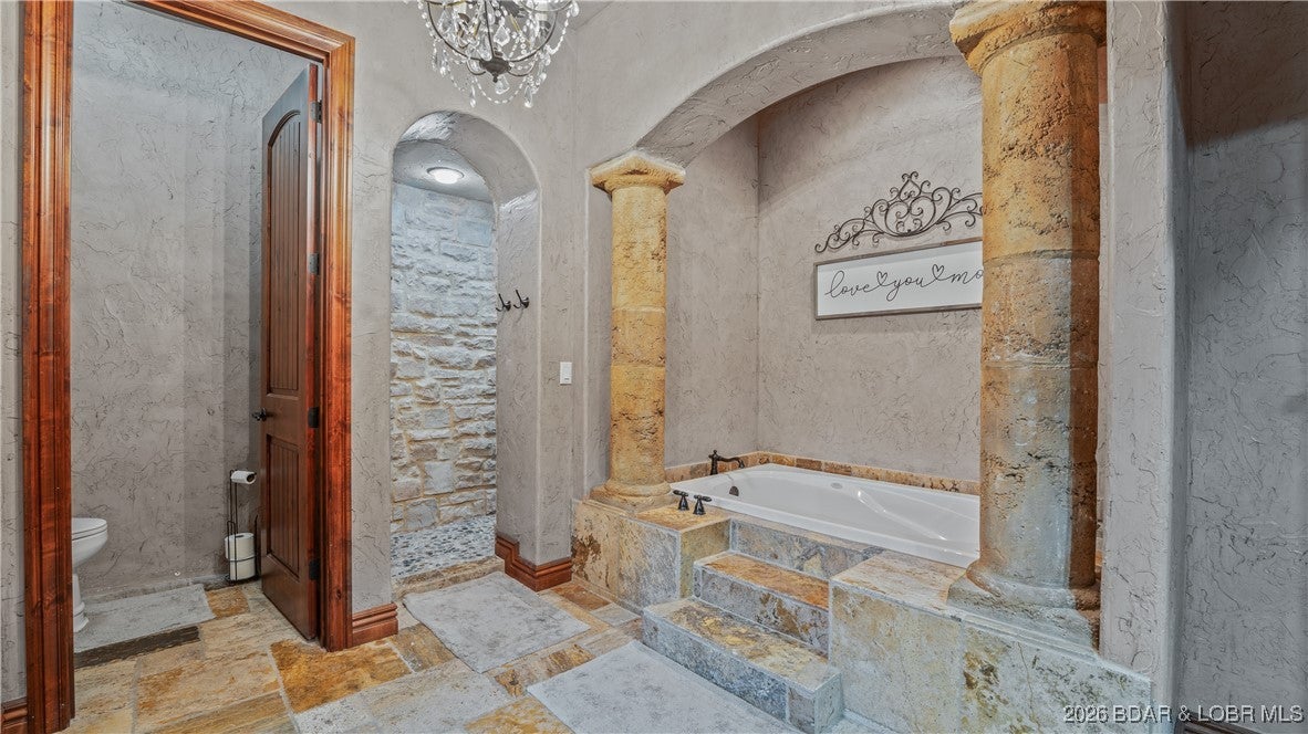 Osage Beach, Missouri, 65065, United States, 8 Bedrooms Bedrooms, ,8 BathroomsBathrooms,Residential,Active,2012239