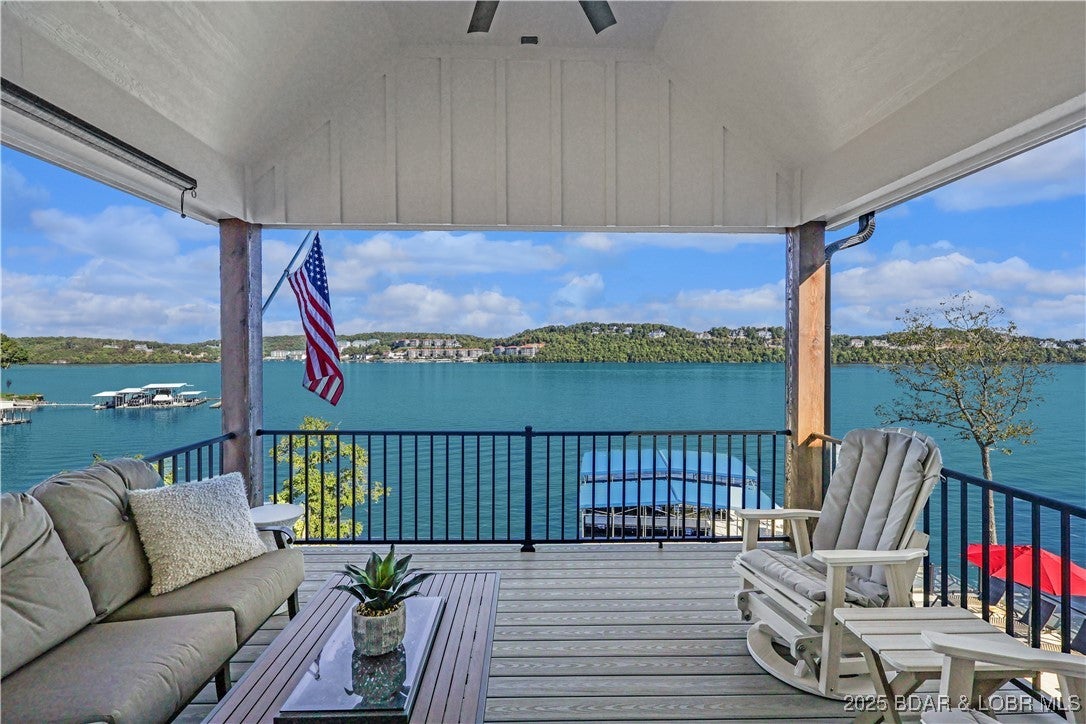 Porto Cima, Missouri, 65079, United States, 6 Bedrooms Bedrooms, ,5 BathroomsBathrooms,Residential,Active,1960144