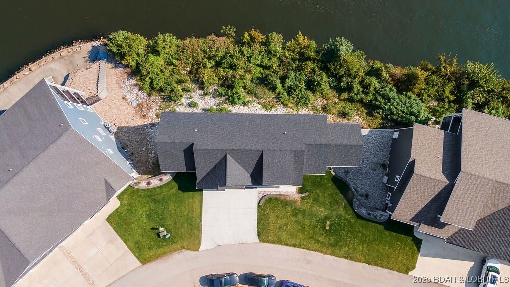 Camdenton, Missouri, 65020, United States, 4 Bedrooms Bedrooms, ,4 BathroomsBathrooms,Residential,Active,1945094