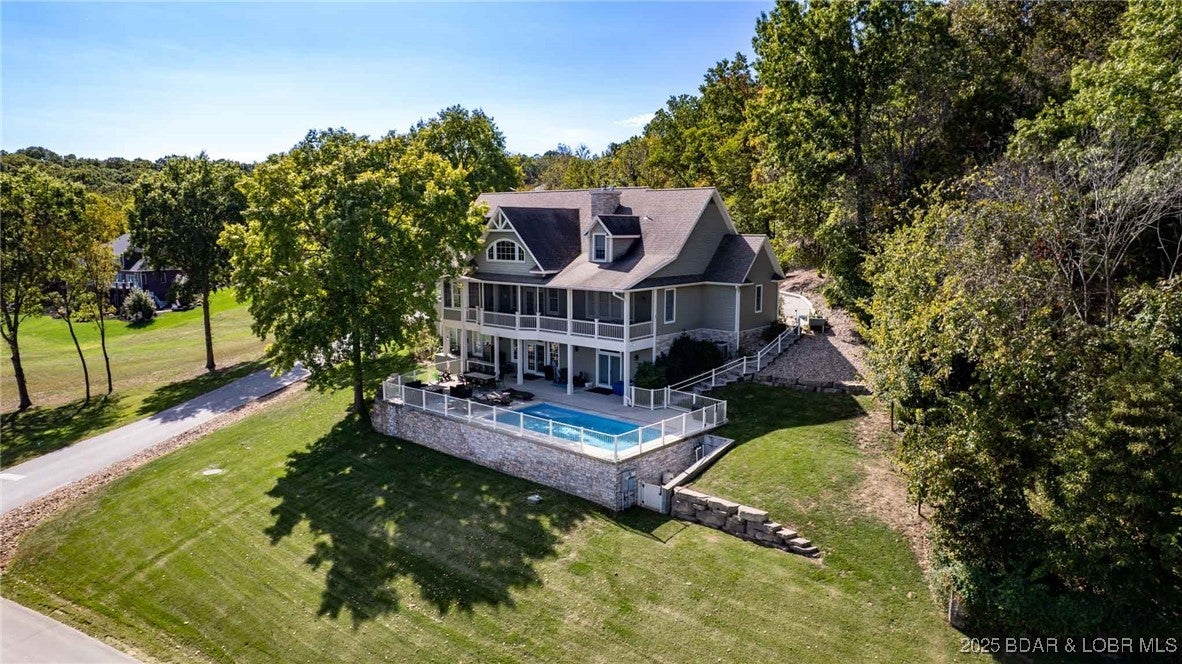 Lake Ozark, Missouri, 65049, United States, 5 Bedrooms Bedrooms, ,5 BathroomsBathrooms,Residential,Active,1990646