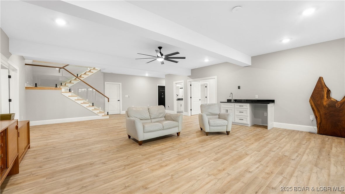 Osage Beach, Missouri, 65065, United States, 4 Bedrooms Bedrooms, ,5 BathroomsBathrooms,Residential,Active,1877825