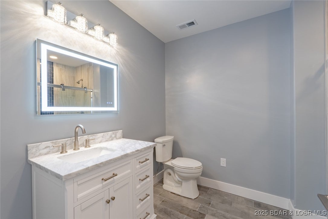 Climax Springs, Missouri, 65324, United States, 5 Bedrooms Bedrooms, ,5 BathroomsBathrooms,Residential,Active,1988443