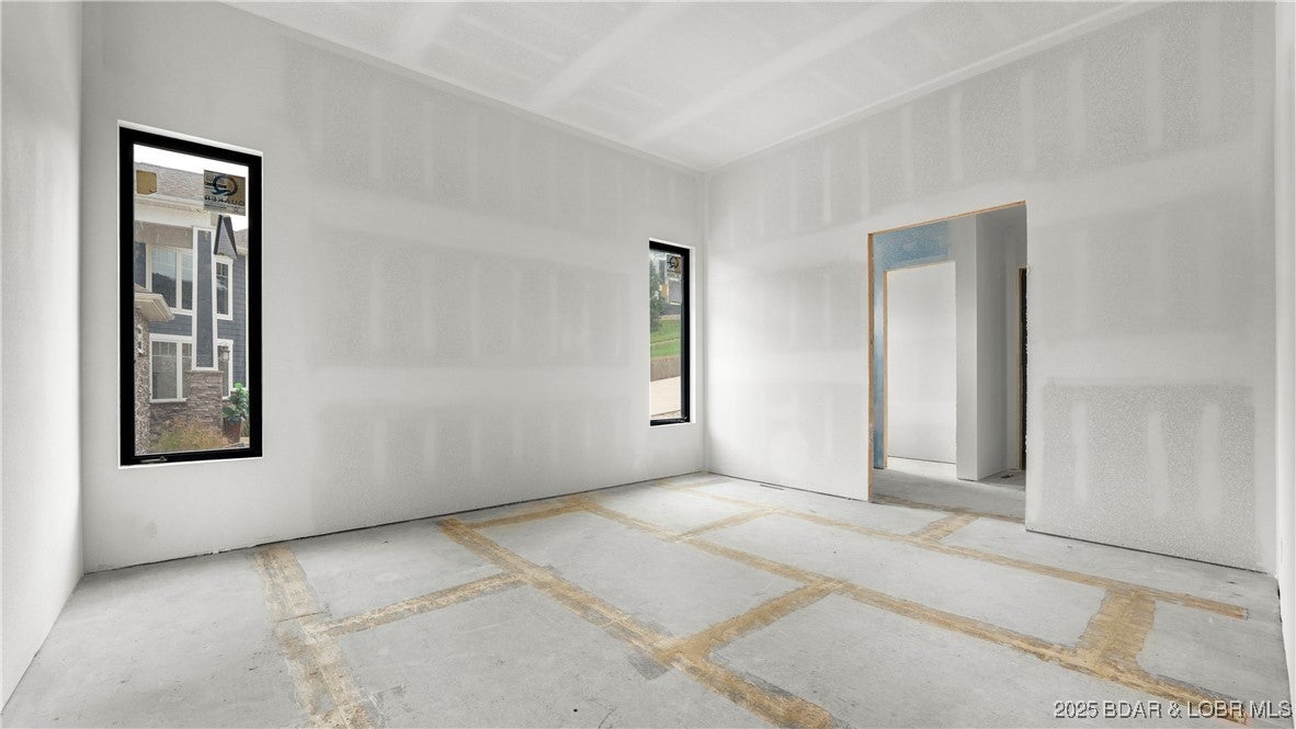 Osage Beach, Missouri, 65065, United States, 6 Bedrooms Bedrooms, ,9 BathroomsBathrooms,Residential,Active,1964478