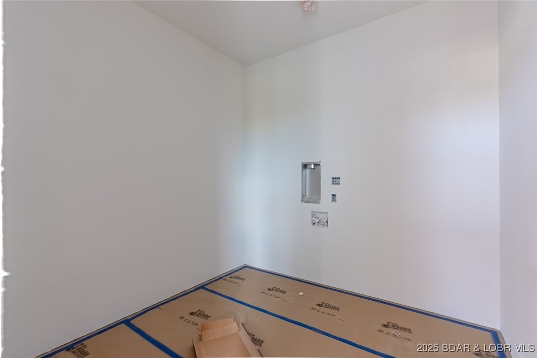 Osage Beach, Missouri, 65065, United States, 4 Bedrooms Bedrooms, ,5 BathroomsBathrooms,Residential,Active,1985585