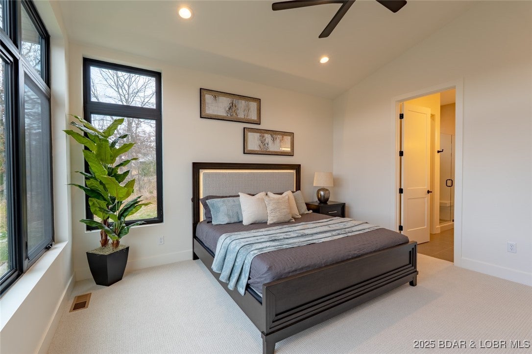 Osage Beach, Missouri, 65065, United States, 5 Bedrooms Bedrooms, ,4 BathroomsBathrooms,Residential,Active,1953713