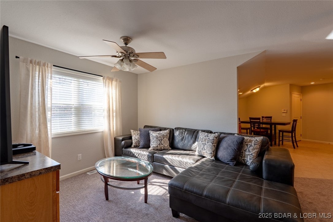 Sunrise Beach, Missouri, 65079, United States, 5 Bedrooms Bedrooms, ,7 BathroomsBathrooms,Residential,Active,2007238