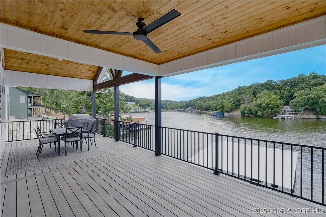 Sunrise Beach, Missouri, 65079, United States, 4 Bedrooms Bedrooms, ,4 BathroomsBathrooms,Residential,Active,1929412