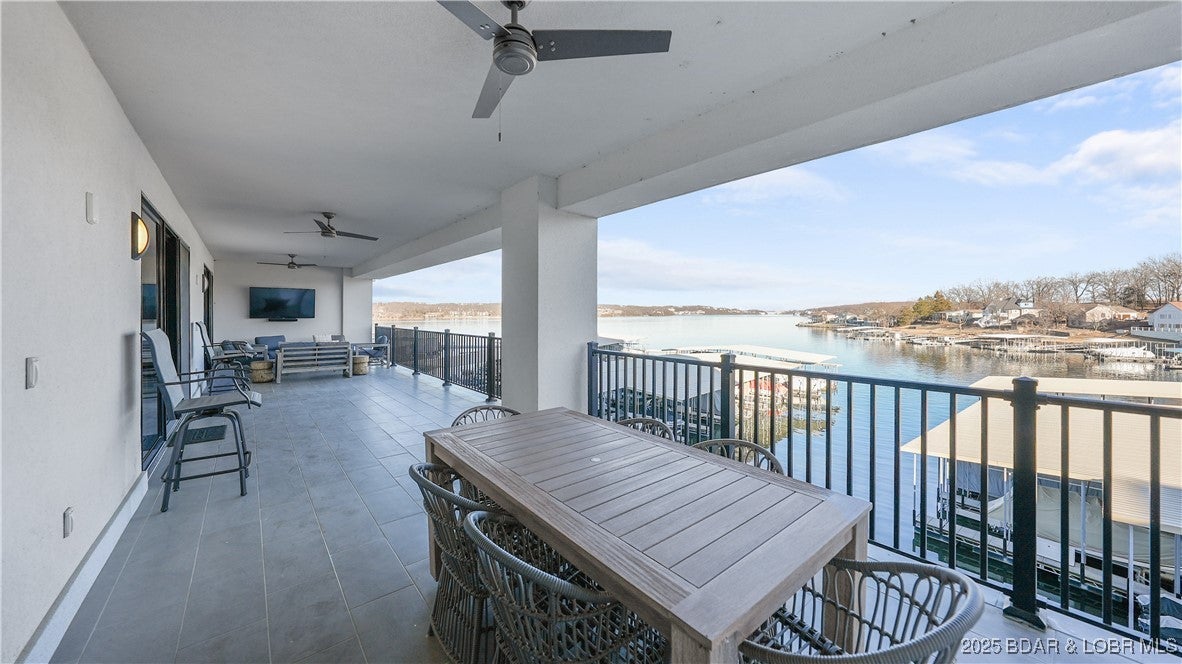 Sunrise Beach, Missouri, 65079, United States, 4 Bedrooms Bedrooms, ,5 BathroomsBathrooms,Residential,Active,1908131