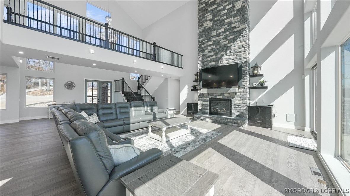 Sunrise Beach, Missouri, 65079, United States, 8 Bedrooms Bedrooms, ,10 BathroomsBathrooms,Residential,Active,1964490