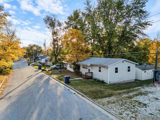 410 W HIGH ST, ELDON, MO 65026 - Image 1