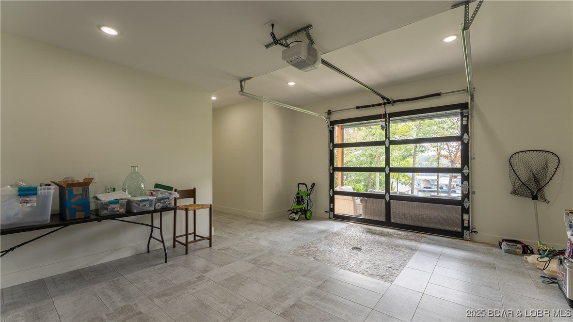 Porto Cima, Missouri, 65079, United States, 6 Bedrooms Bedrooms, ,6 BathroomsBathrooms,Residential,Active,1894189