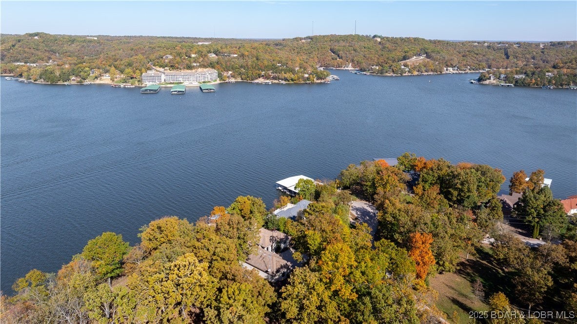 Camdenton, Missouri, 65020, United States, 5 Bedrooms Bedrooms, ,5 BathroomsBathrooms,Residential,Active,1989766